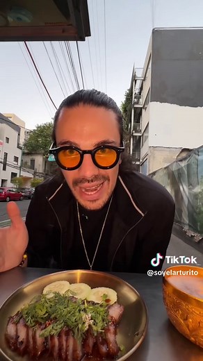 Descubre Ladyboy: Un Rincón Tailandes en Roma Norte