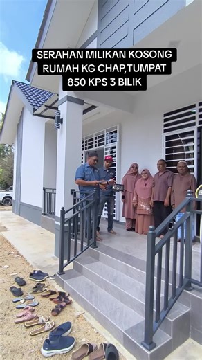 SERAHAN MILIKAN KOSONG Rumah Kg Chap, TUMPAT. rumah Mampu Milik. Terima kasih Abe Di & Kak Sbb percayakan pihak RDC GROUP PROPERTIES untuk Kami Realisasikan rumah Impian ini. Terima kasih untuk semua team2 RDC, Tanpa ANDA, Kami jugak tiada apa2. Alhamdulillah. #rdcgroupproperties #rumahmampumilik #rumahidaman #kontraktorbinarumahkelantan #serahanmilikankosongrdc #binarumahatastanahsendiri