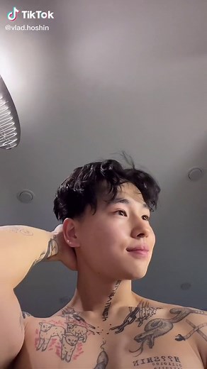 this is an genius transition (@Bbabyigz thank u)