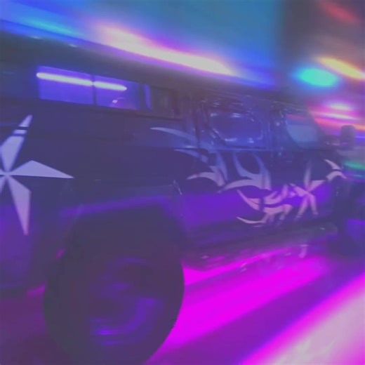 Tweak by GIRLSET - Lyrics and Meaning