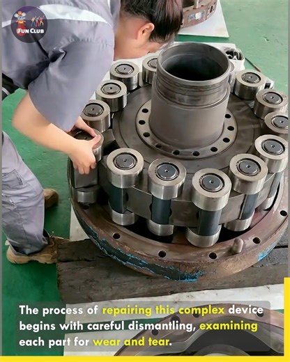 2M views · 19K reactions | Lubricating the Lifeline Hydraulic Gearbox Installation. #hydraulicgearbox #gearboxrestoration #mechanicalmaintenance | Fun club | Facebook