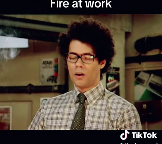 Maurice Moss Fire Incident at Reynholm Industries