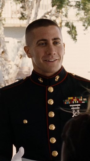 Jake Gyllenhaal's Jarhead Workout Transformation