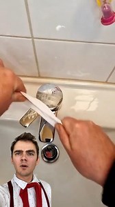 This candle hack makes sinks sparkle ✨🚰 #lifehack #lifehacks #lifehackvideo #diy #hacksclub #reels | Andre Life hack