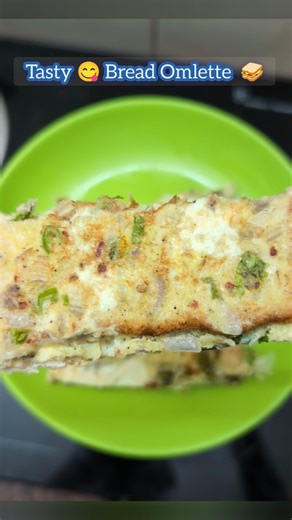 Bread Omlette 🥪 Quick Breakfast! #food #shortsfeed #cooking #viral #viralshort #shorts #egg
