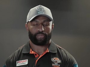 Farewell, Justin Olam – A True PNG Legend Today, we bid farewell to one of Papua New Guinea’s greatest rugby league icons, Justin Olam. From humble beginnings to NRL glory, he has inspired a nation with his dedication, resilience, and passion for the game. His journey proves that dreams can come true with hard work and faith. Though injuries have cut his career short, his legacy will live on in every young Papua New Guinean who dares to dream big. Thank you, Olam, for making us proud! Wishing yo