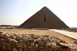 Pyramid of Menkaure - Alchetron, The Free Social Encyclopedia