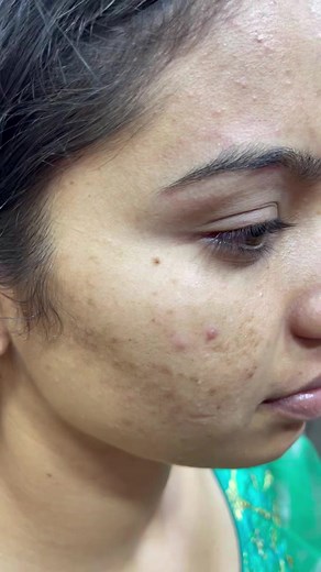 Muslim Bridal Makeup look demonstrated for our students of April batch 👩‍🎓 #ramadan #ramadankareem #eidmubarak #ramadan2023 #ramzan #muslim #muslimbride #muslimbridal #muslimbridalmakeup #nikkah #nikkahbride #walima #bridalmakeup Learn the art of Makeup & Hairstyles from the experts, since 1989.. Join our next PRO Makeup Artistry & Hairstyling course on May 16th.Become a Professional Makeup Artist in just 15 days!! Get trained from the experts who have trained more than 6000 students in the fi