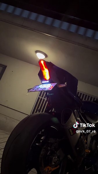 Exploring the Yamaha YZF-R6: A Motorcycle Enthusiast's Dream