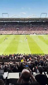 124K views · 3.2K reactions | ¡Así celebra el Fc St. Pauli el volver a la Bundesliga 13 años después! 朗 Vía fcstpauli/IG | ESPN Deportes | Facebook