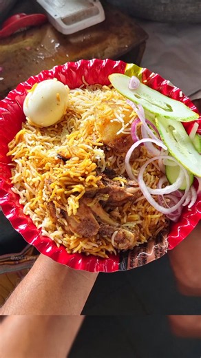 নিখিলদার ভাইরাল চিকেন বিরিয়ানি😍Chicken Biryani🥰#food#shots#biryani#viralvideo