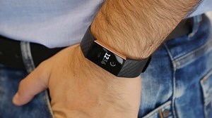 Fitbit Charge 3 hands-on preview: light and comfortable, this is Fitbit's best tracker