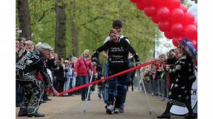 Paralyzed woman uses bionic suit to complete London Marathon