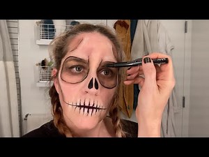 Quick & Easy face Painting makeup Tutorial to look like Skull of a skeleton