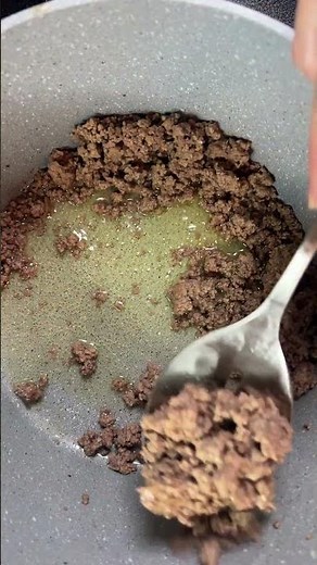 Don’t Drain ALL the Beef Grease When Making Chili!