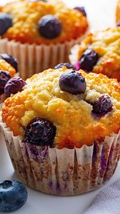My #1 healthy baking recipe all the way! These almond flour blueberry muffins 🫐 are naturally sweetened, buttery, and so incredibly moist. They bring back aaaaall the coffee shop memories. With over 1000 5-star reviews, don’t you think it’s about time you try them? Or let me know if you have already. 🙌 Comment MUFFINS and I’ll send you the recipe! #wholesomeyum #muffins #almondflour #healthyrecipes #healthybaking #zerosugar #sugarfree #healthydessert #healthybreakfast | Wholesome Yum - Easy He