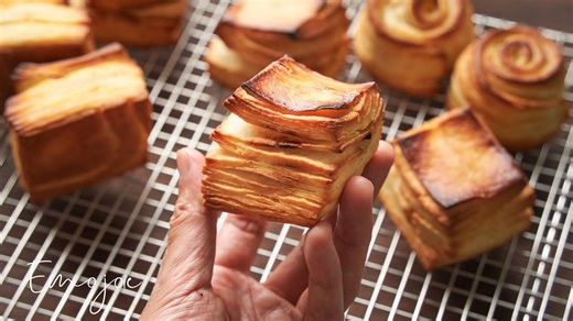 Puff scones: crunchy outside, tender inside!