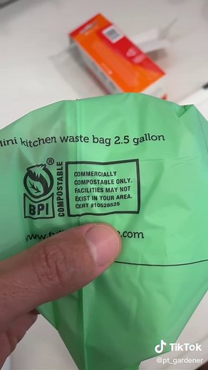 Dealing with Compostable Bags: A Sustainable Solution