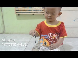 Melatih Motorik Halus Anak 1 tahun
