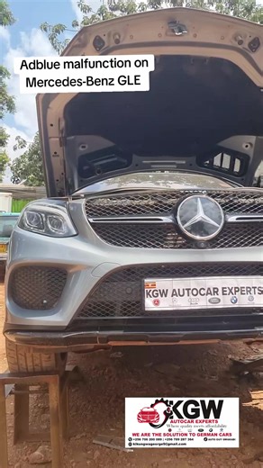 solving the Ad-blue malfunction problem on gle 250d Mercedes-Benz #fyppppppppppppppppppppppp #uganda #engineering #tiktok #mechanic @Mercedes-Benz @volkswagen @bmw @LAND-ROVER