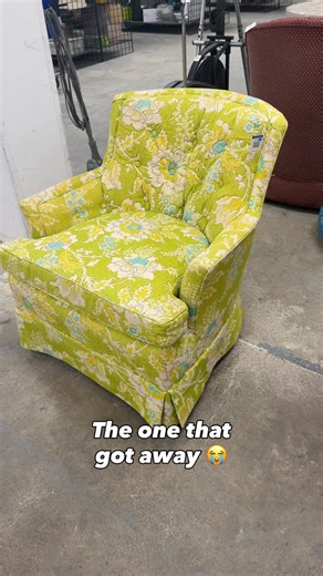 Samantha Burns on Instagram: "I’m going to need to start taking a bigger vehicle on thrifting days 😅. If you saw this, would you have gotten it? #ThriftFinds #GoodwillHaul #ThriftedStyle #SecondhandFinds"