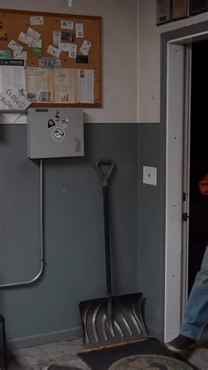 A.I. takes over Grass Rats Garage in Taryl’s newest video streaming now | Taryl Fixes All