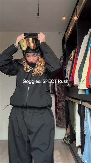 Snowboard Outfit Essentials for Winter Sports