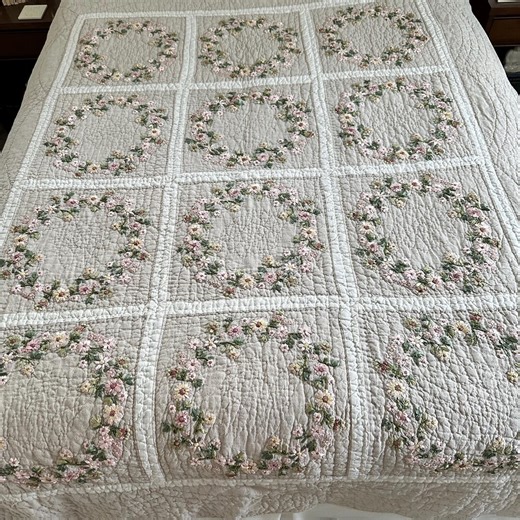 Vintage Twin Quilt Ribbon Embroidery/shabby Chic - Etsy
