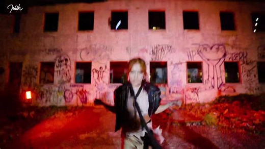 🎵MOVE RODEO🎵 | Dance Cover & Choreography by 1MIL CREW 🔥Ma mị mà quyến rũ, mạnh mẽ mà thu hút là những gì 1MIL CREW sẽ mang đến cho mọi người trong sản phẩm lần này. Từng bước nhảy tạo nên mạch cảm xúc và sự khao khát tình yêu mãnh liệt. 💥Bài nhạc là sự kết hợp vừa nhẹ nhàng, vừa bùng nổ, thoả mãn từ phần nghe đến phần nhìn và sẽ khiến bạn không thể nào rời mắt được! ✨Hãy ủng hộ sản phẩm dance của 1MIL CREW cũng như những sản phẩm tiếp theo của nhà GĐTT nhé! ———————————————————————— 🎥Camera