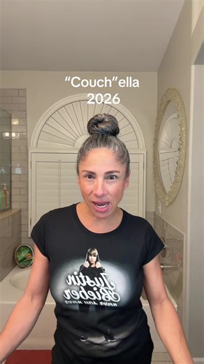 Day One. #couchellaoutfit #Biebs #neversaynever #medicube | cochella