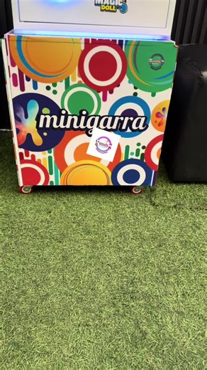 Listo para dar un impulso a tu negocio o comenzar una nueva y rentable aventura? Con nuestro nuevo modelo MAGIG DOLL una fuente inagotable de diversión y, lo más importante, de ingresos consistentes en cualquier ubicación concurrido: centros comerciales, ferias, cines o restaurantes. 💥 ¡Promoción Exclusiva de Octubre! 💥 Llévate una Máquina Peluchera de alta calidad por un precio de locura: ¡solo $17,900 pesos! Con esta inversión, obtienes: Máquina de Alta Rentabilidad: Un modelo robusto, atrac