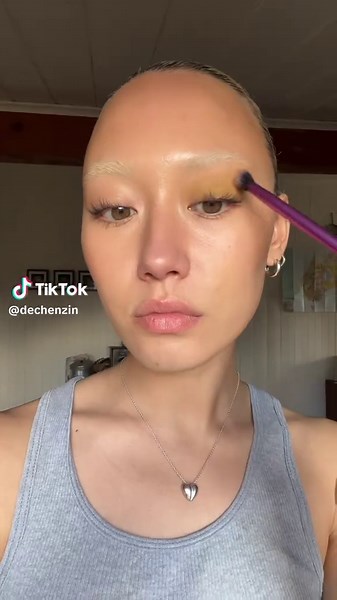 Custard Apple Makeup Inspiration for Elegant Looks