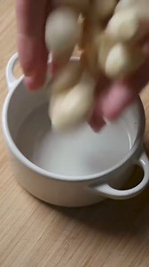 2.5K views · 59 reactions | Asmr garlic bread sandwich #asmr #asmreating #asmrfood #relaxation #tingles #satisfying #calming #comfortfood #carbs #foodie #garlicbreadasmr #sandwichasmr #cheesy #crispy #comfortfoodasmr #asmrsounds #somethingnew #learnontiktok #fypシviralシ2024 #foryoupageシ | Videoslia | Facebook