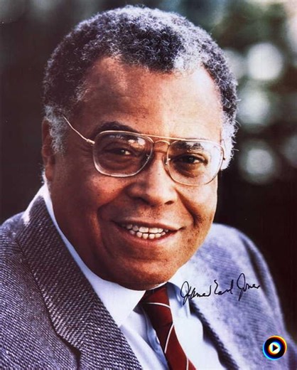 James Earl Jones Reads the Bible%253A The New Testament%252C King James Version %28Unabridged%29 by James Earl Jones