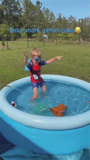 Mini C3 aka Baby shark 🦈 breaking it down in the baby pool! #shorts
