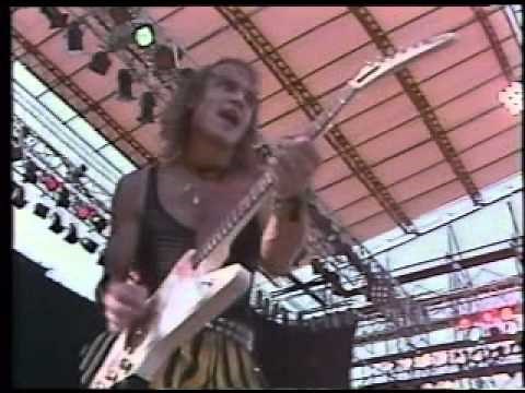 Scorpions - Dynamite - Live@Tokyo 1984