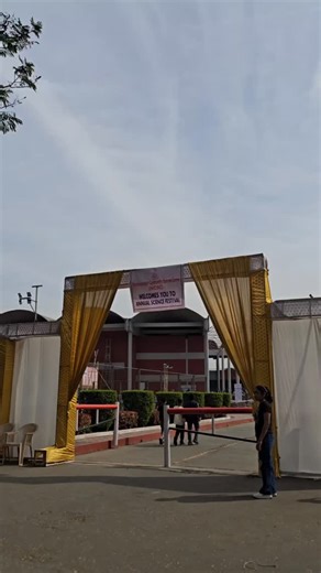 Amazing GNFC on Instagram: "NCSC Science Fair at GNFC Township GNFC Township Sports Complex, Bharuch #sciencefair #science #ncsc #amazingbharuch #bharuch"