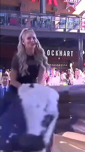 Laura Rutledge takes on riding a bull 😂