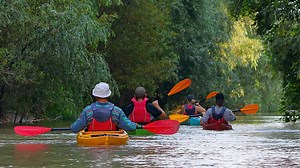 Missouri float trip guide: 5 routes to consider, how to choose the right vessel
