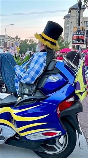 Every July, this Michigan town turns into a biker paradise !￼