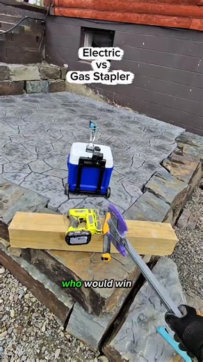 Who is faster electric vs gas stapler #bluecollar #funny #constructioncomedyclub