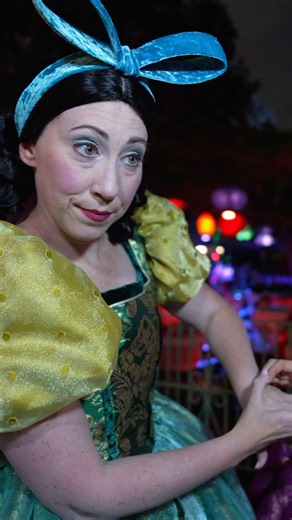 The perfect ring according to Drizella! 💍😂 #disney #disneyland #comedy