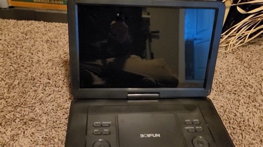Watch Large Portable DVD Player REview on Amazon Live