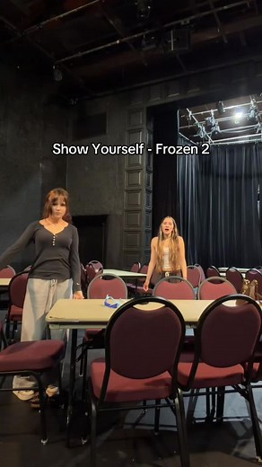 Show Yourself cover – serious Frozen 2 duet with Valentina