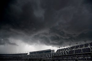 Cancelada la clasificación de NASCAR Cup en Daytona por un rayo, Blaney en la pole