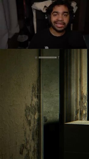 They’re clapping his cheeks #comedy #gaming #outlast #horror