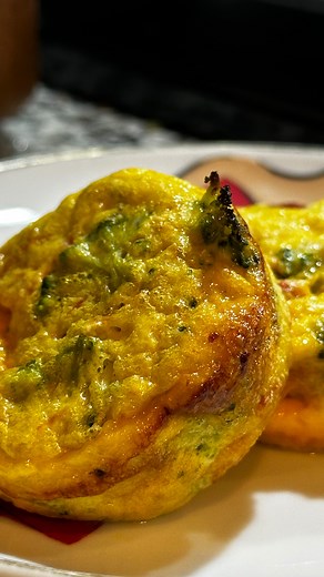 Cheesy Broccoli Egg Cups First save this post so you can come back to it for quick easy in minutes meals. ✅ Everyday I post viral recipes the entire family will love. ✅ I always keep it simple meaning you should be able to make meals in 30 minutes or less. 📍Recipe Ingredients: - 1 cup chili verde & Rotel tomatoes - 6 large eggs - 1 cup cooked broccoli, chopped - 12 Sharp cheddar cheese squares (enough to line muffin pan) Instructions: Preheat oven to 375°F (190°C). Line a muffin pan with sharp 