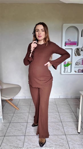 Je l’adore je suis hyper bien dedans, à votre avis je le commande en rose ? #grossesse #pregnant #pregnancy #enceinte