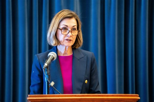 Reynolds signs Iowa law barring local trans civil rights protections