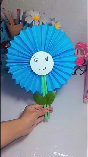 Easy Paper Sunflower Craft | Beautiful DIY Flower Decoration #papersunflower #viralshorts #diy